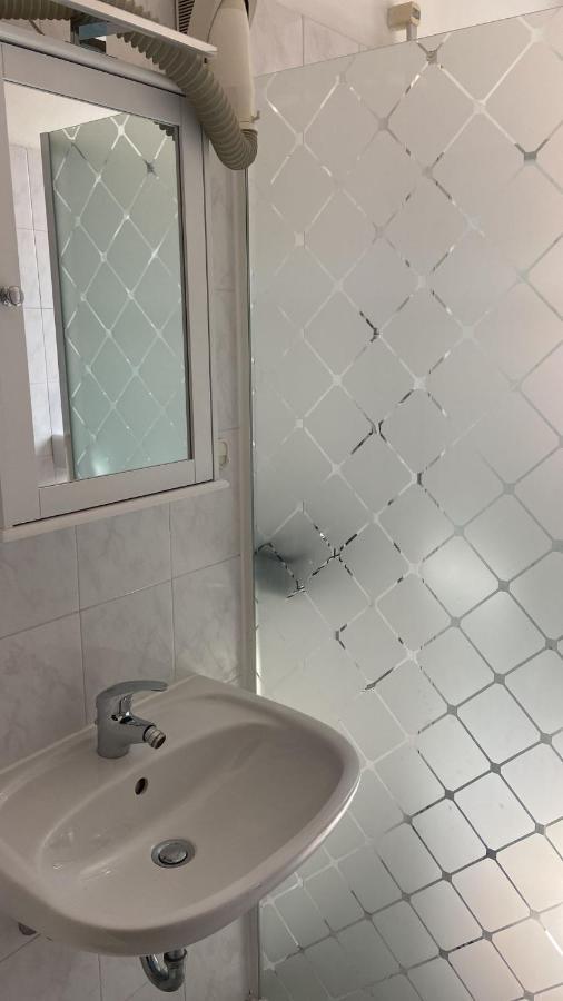 Hotel Sole Marina di Massa Kültér fotó