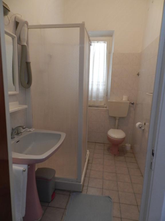 Hotel Sole Marina di Massa Kültér fotó